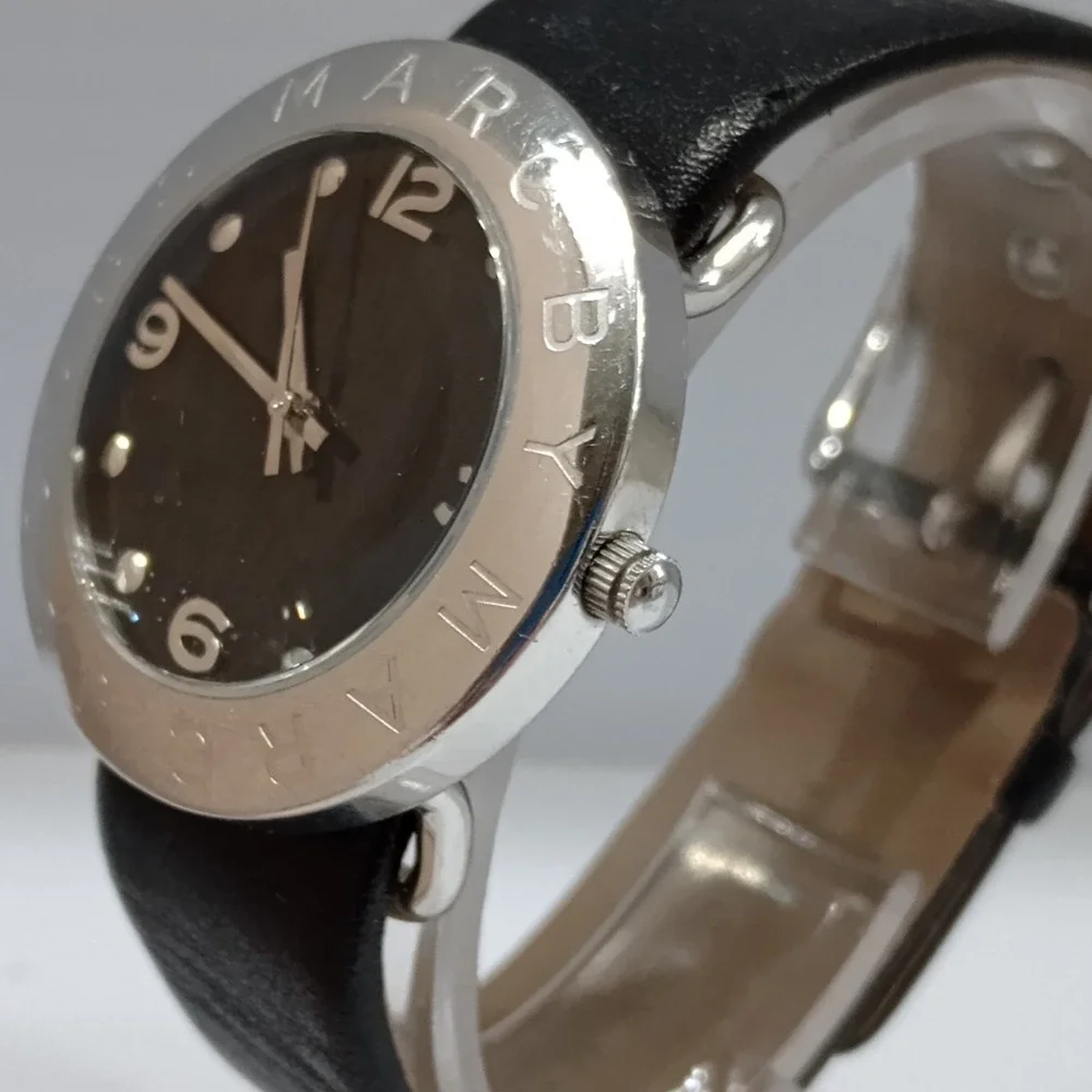 Marc by Marc Jacobs MBM1110 Stainless Steel Black Dial Watch New Battery